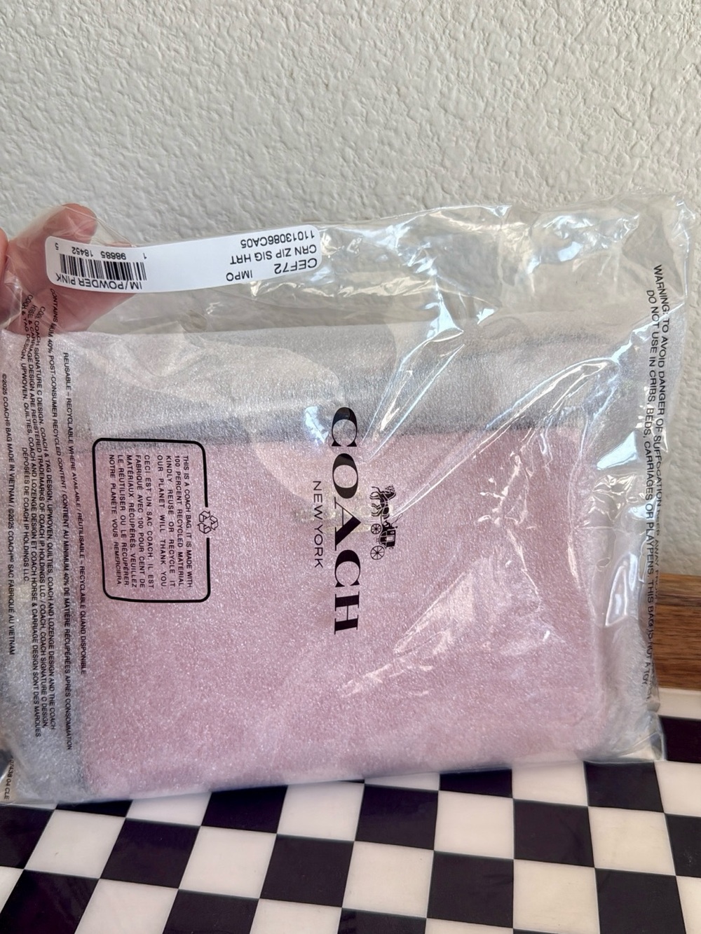 Coach Pink Signature Wristlet Powder Pink - Picture 4 of 4